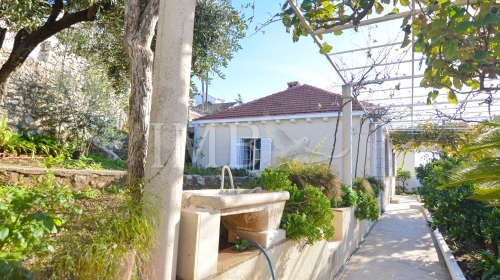 Kuća cca 135 m2 s pogledom na more | Atraktivna pozicija | Dubrovnik